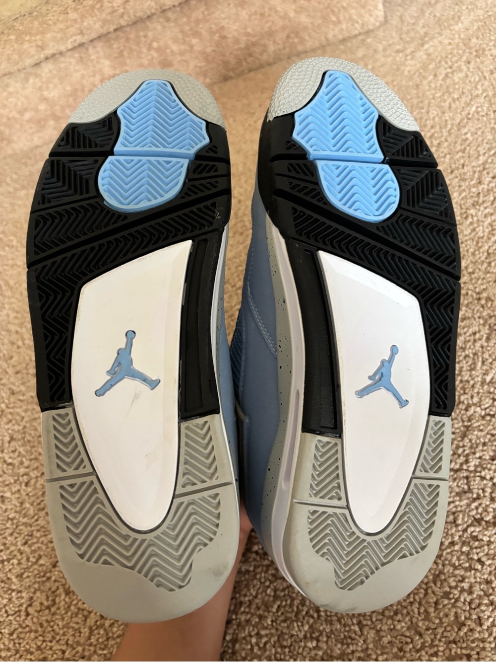 Jordan 4 - Picture 5 of 6